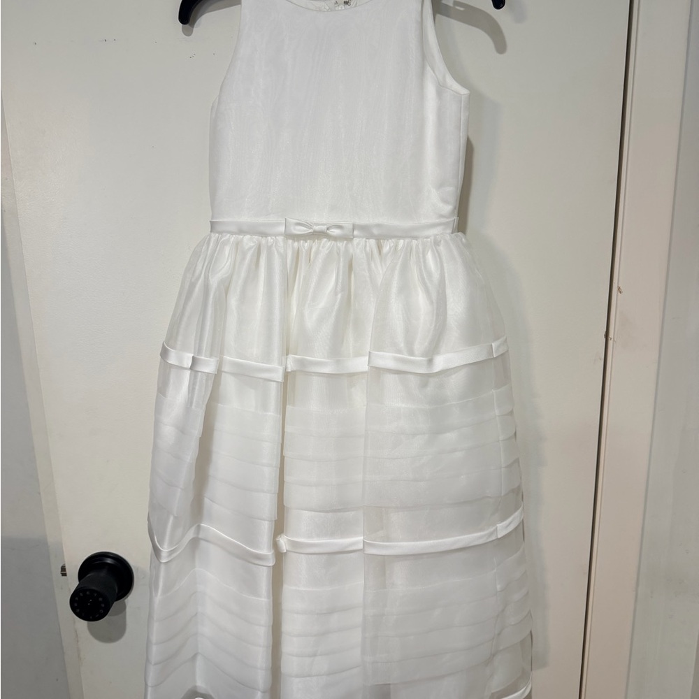 Gorgeous NWT flower girl/ first communion dress